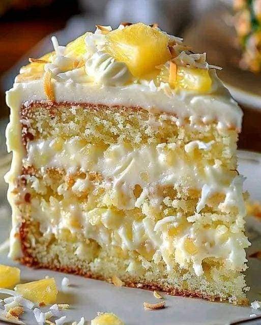 Descubra Como Fazer o Bolo Sonho de Abacaxi e Coco Irresistível - Receita Completa